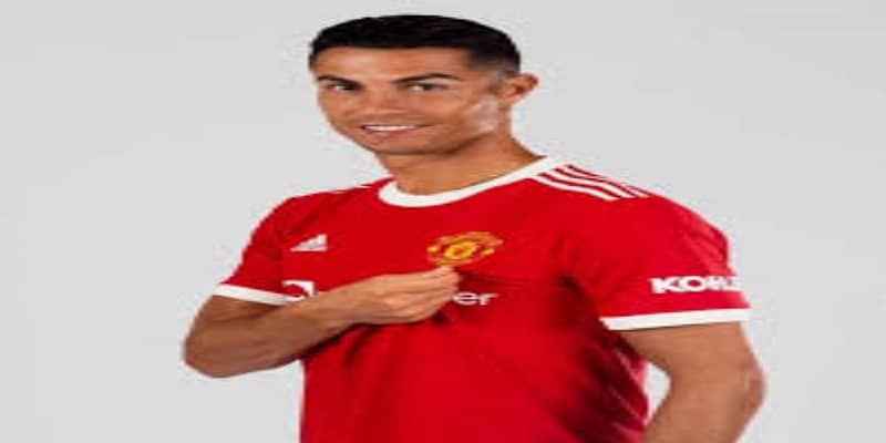 曼联阵容动态：王者回归引发战术革新-万博体育