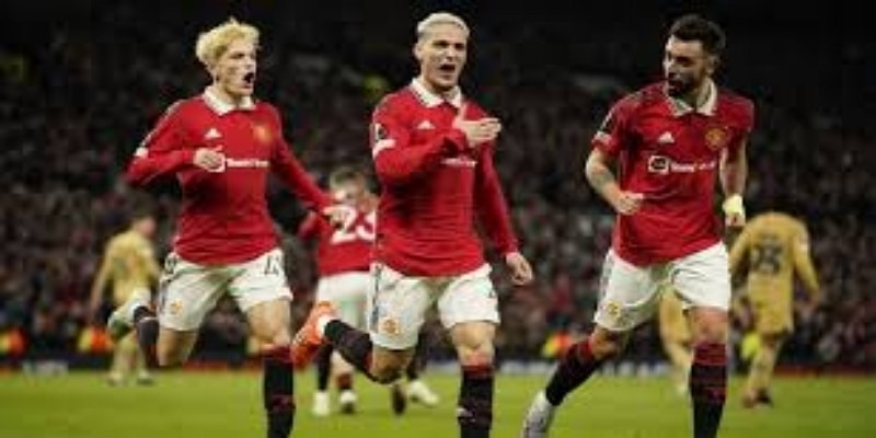 比赛关键回顾：战术、进球与绝地反击-万博体育