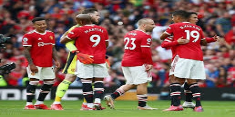 纽卡斯尔阵容与反击策略-万博体育