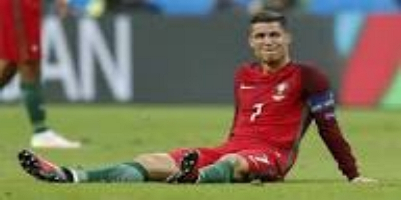 万博体育西甲争锋-C罗与梅西的世纪对决 -万博体育