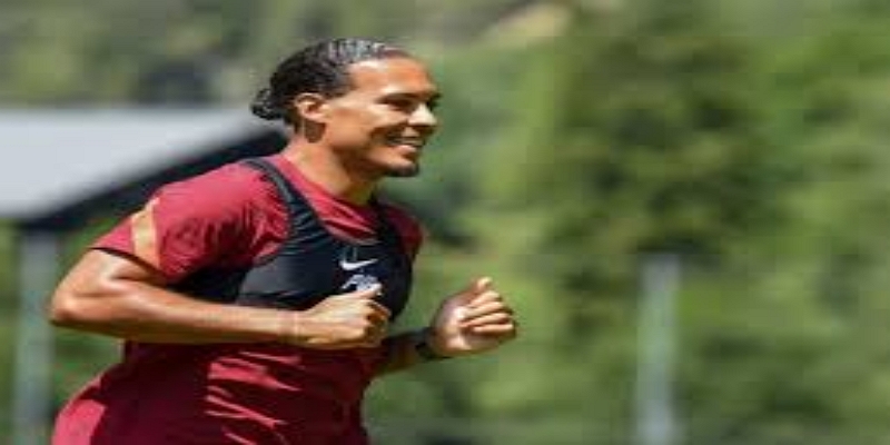 希茨尔斯佩格的出柜经历与职业生活-万博体育