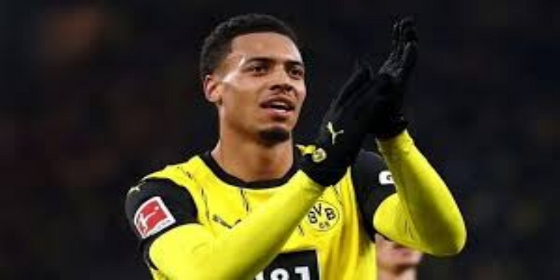 曼城虎视眈眈，未来的三种可能走向-万博体育